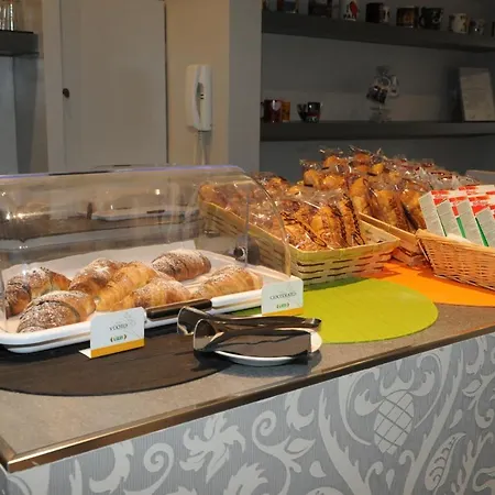 Del Ponte Hotel 3*